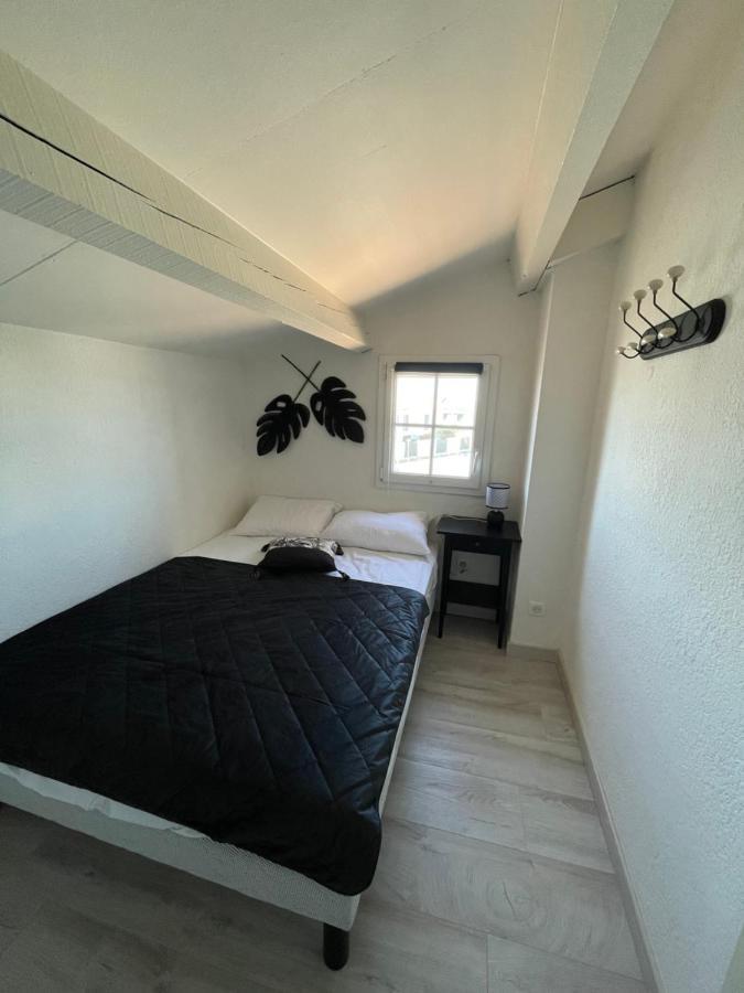 Appartement Duplex Climatise Le Trident Saintes-Maries-de-la-Mer Bagian luar foto