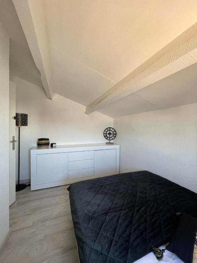 Appartement Duplex Climatise Le Trident Saintes-Maries-de-la-Mer Bagian luar foto