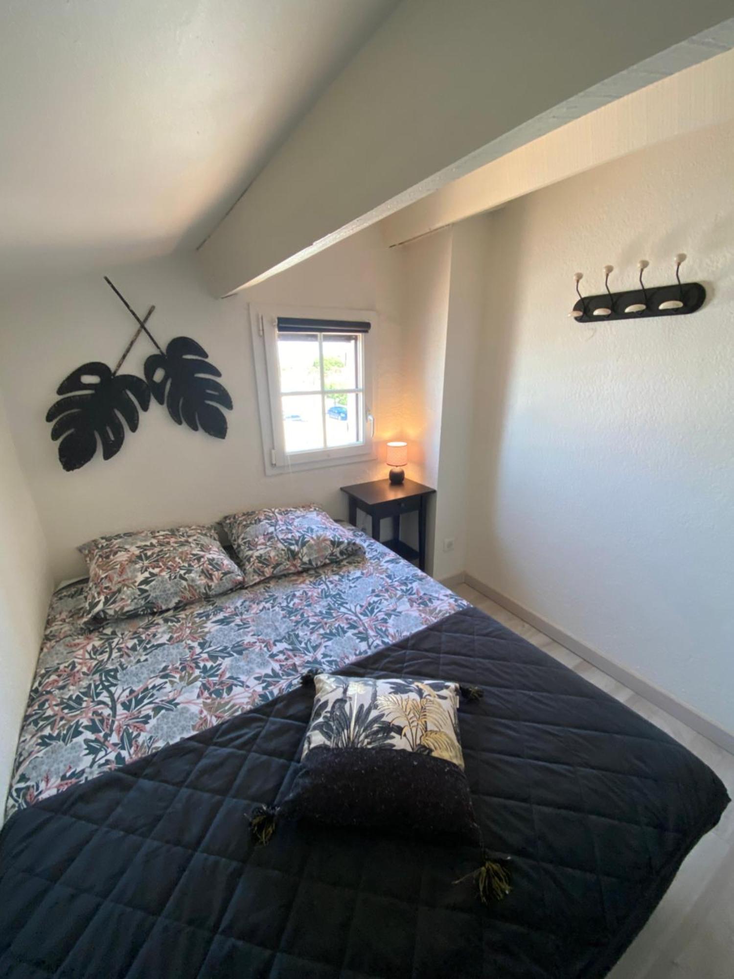 Appartement Duplex Climatise Le Trident Saintes-Maries-de-la-Mer Bagian luar foto
